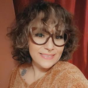 Meet your Posher, Desiree